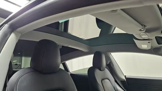 Tesla 3 AWD 2020 16
