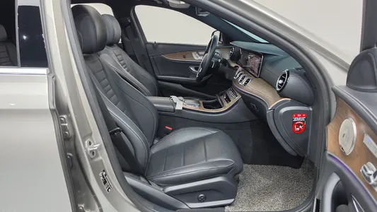 Mercedes-Benz E-Class W213 E250 2021 26