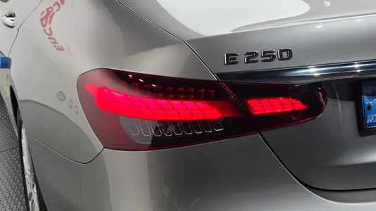 Mercedes-Benz E-Class W213 E250 2021 23
