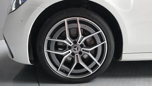 Mercedes-Benz E-Class W213 E220d 4MATIC AMG Line 2022 5