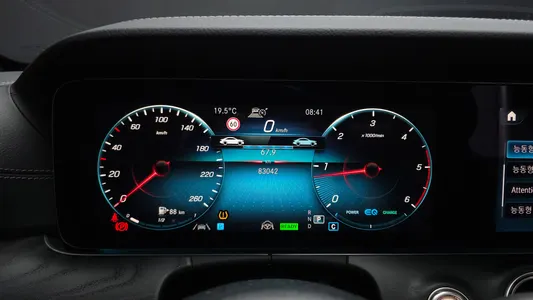 Mercedes-Benz E-Class W213 E220d 4MATIC AMG Line 2022 8