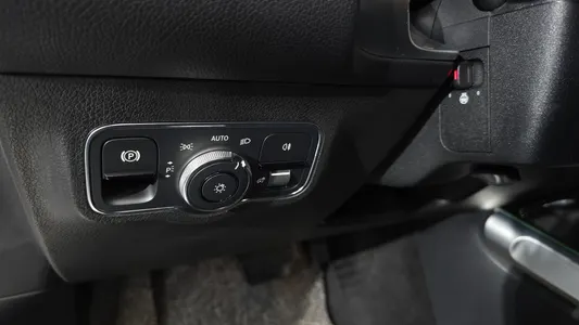 Mercedes-Benz GLB-Class X247 GLB220 2021 27