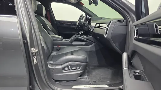 Porsche (PO536) 3.0 2019 11