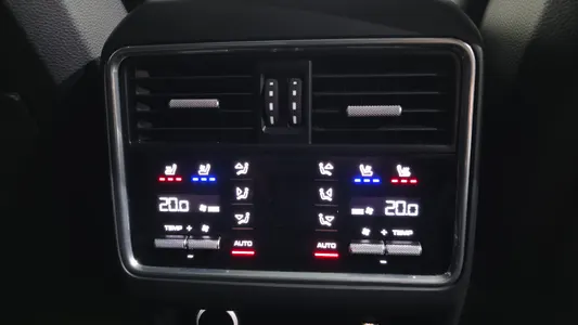 Porsche (PO536) 3.0 2019 18