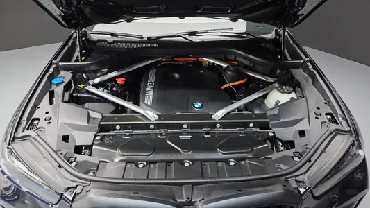 BMW X5 (G05) xDrive 50e M 2025 6