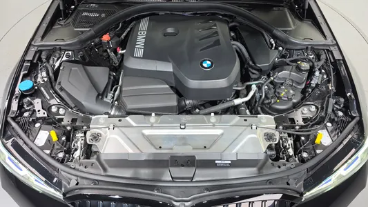 BMW 3 Series (G20) 320i M 2026 6