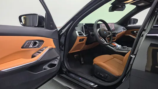 BMW 3 Series (G20) 320i M 2026 26