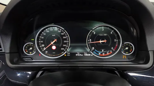 BMW 5 Series (F10) 520d xDrive M 2016 8