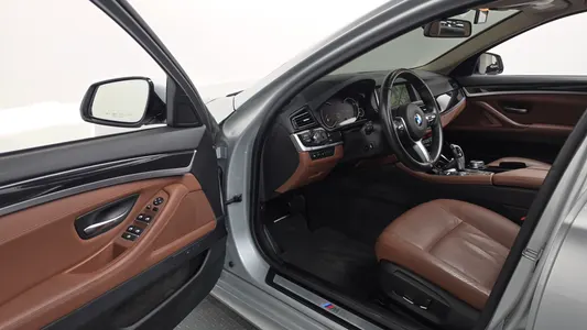 BMW 5 Series (F10) 520d xDrive M 2016 10