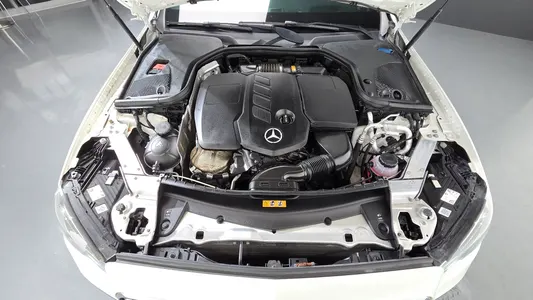 Mercedes-Benz E-Class W213 E220d 4MATIC 2023 6