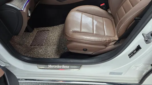 Mercedes-Benz E-Class W213 E220d 4MATIC 2023 29