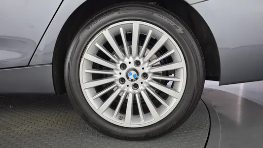 BMW 3 Series GT (F34) GT 320d 2017 21