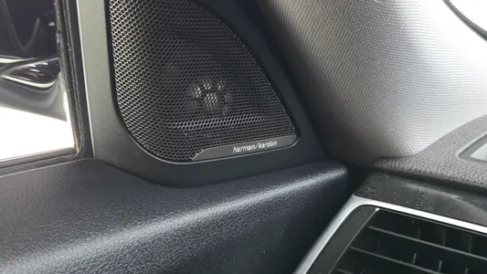 BMW 3 Series GT (F34) GT 320d 2017 32