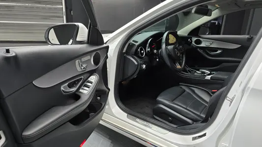 Mercedes-Benz C-Class W205 C220 d 2017 10
