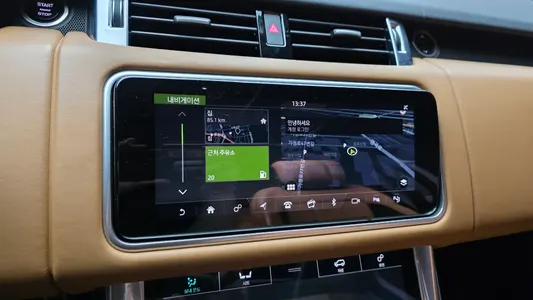 Land Rover 2 3.0 SDV6 HSE 2019 13