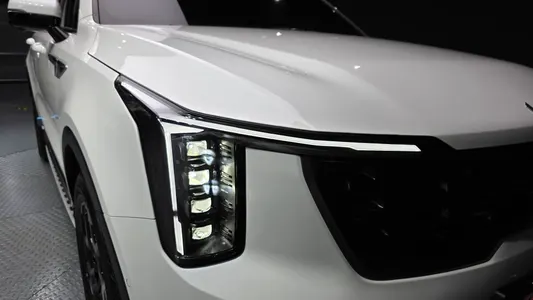 Kia 4 HEV 1.6 2WD 2024 22
