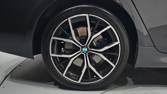 BMW 5 Series (G30) 530e M 2021 21