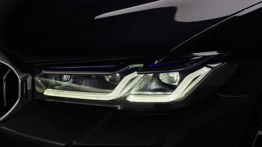 BMW 5 Series (G30) 530e M 2021 22