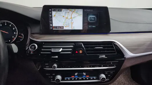 BMW 5 Series (G30) 530i xDrive M 2017 12
