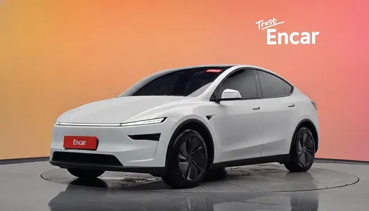 Tesla Y AWD 2026