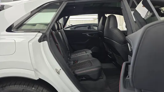 Audi RS Q8 (4M) 4.0 TFSI 2021 11