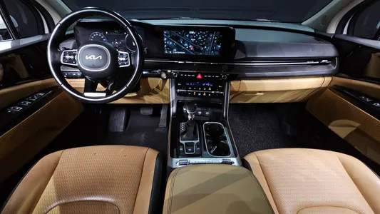 Kia Carnival 9 2022 7