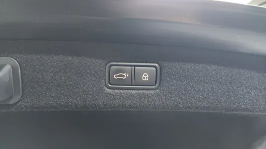 Genesis EQ900 3.8 GDI 2017 15