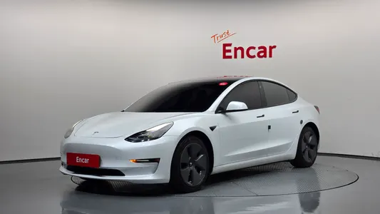 Tesla 3 AWD 2021