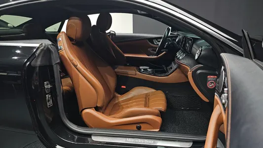 Mercedes-Benz E-Class W213 E220d 2018 10