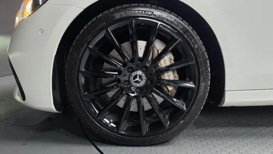 Mercedes-Benz E-Class W213 E350 4MATIC AMG Line 2023 5