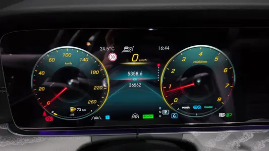 Mercedes-Benz E-Class W213 E350 4MATIC AMG Line 2023 8