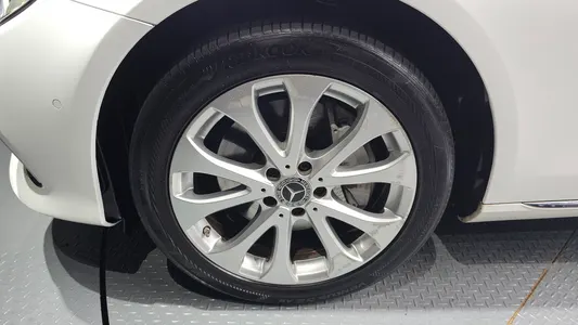 Mercedes-Benz E-Class W213 E300 2018 5