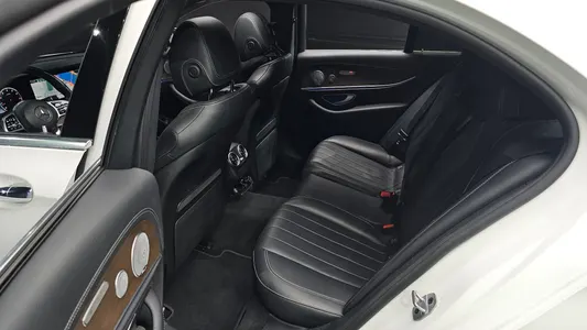 Mercedes-Benz E-Class W213 E300 2018 12