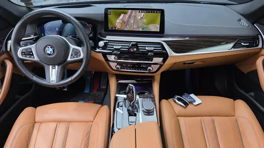 BMW 5 Series (G30) 520i M 2022 7