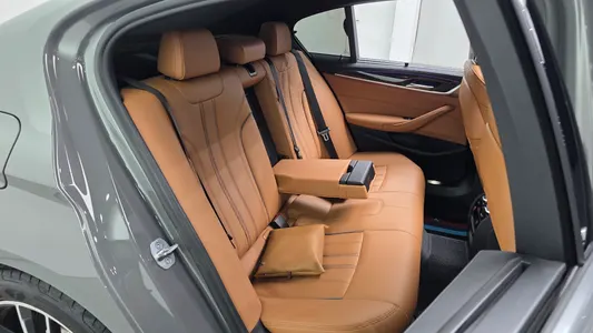 BMW 5 Series (G30) 520i M 2022 11